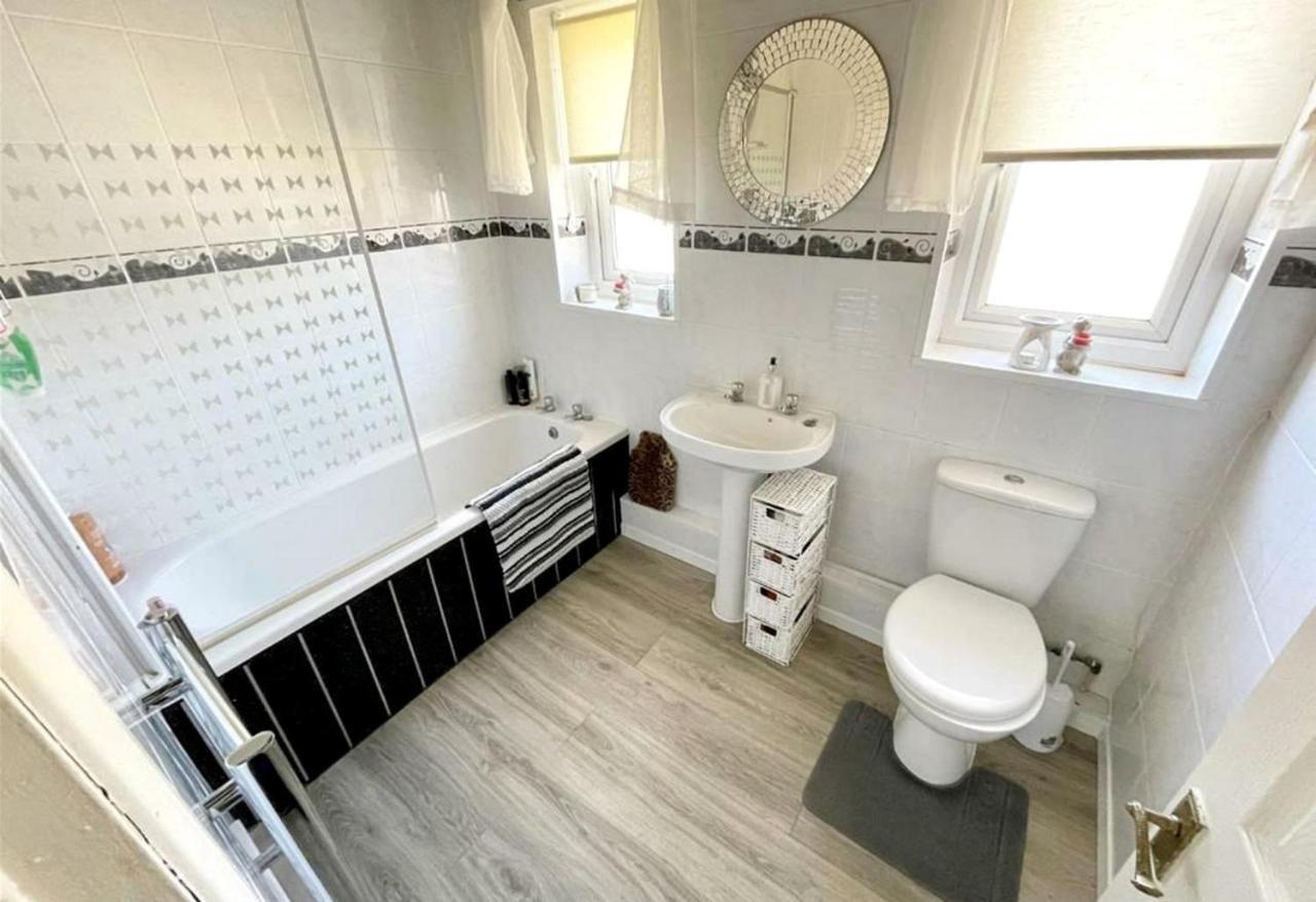 Lovely And Affordable House Closer To The Sea Hartlepool Exterior foto